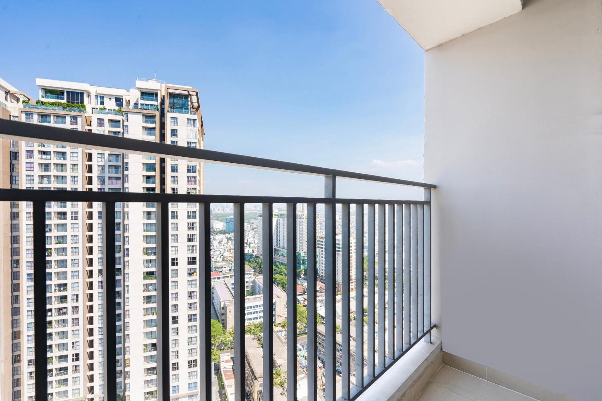 Olala Saigon Apartment - Rivergate Residence ホーチミン市 エクステリア 写真