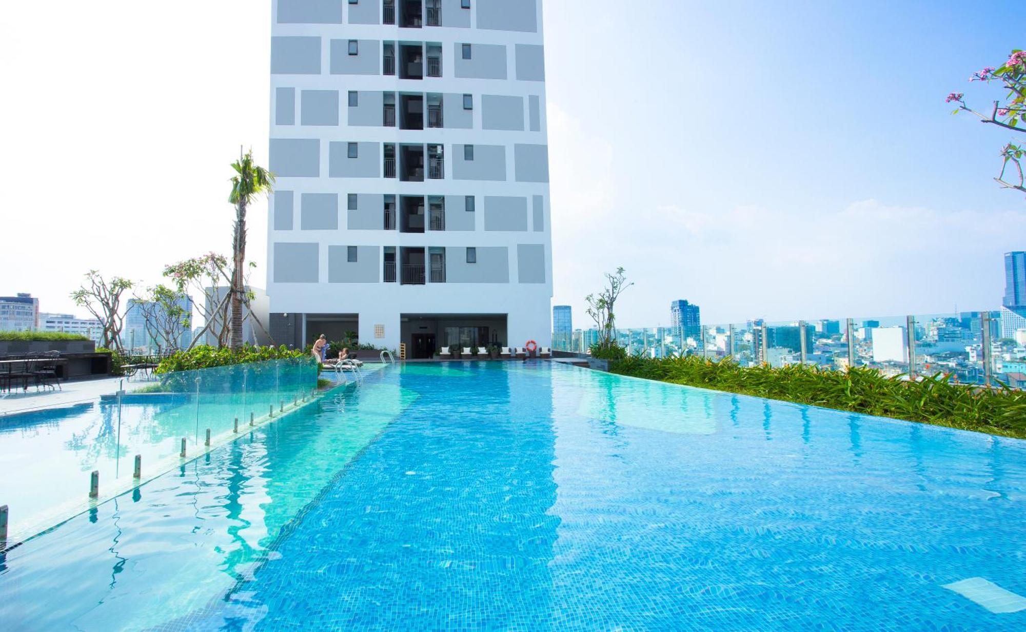 Aloha Saigon Apartment - Rivergate Residence ホーチミン市 エクステリア 写真