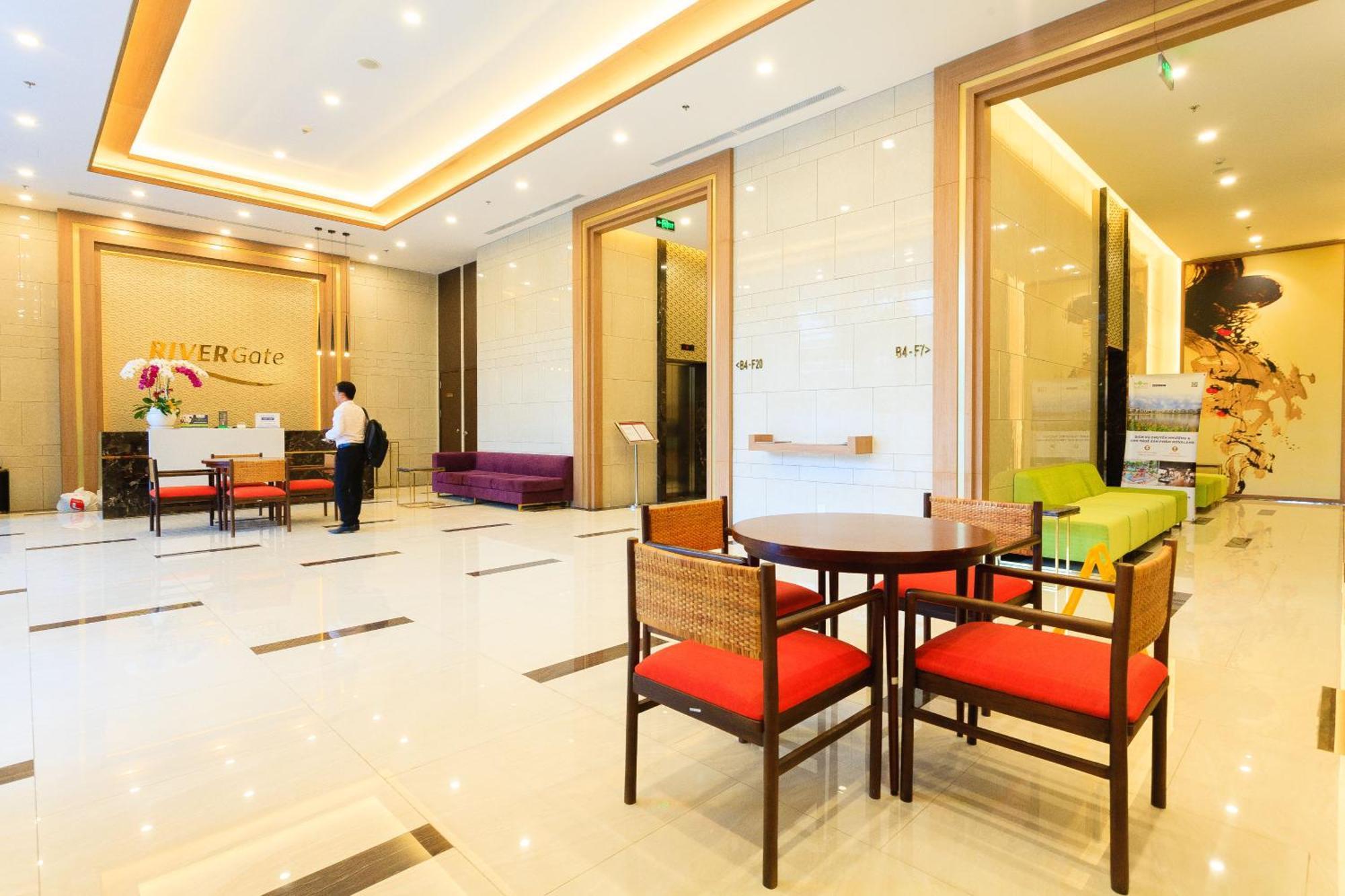 Aloha Saigon Apartment - Rivergate Residence ホーチミン市 エクステリア 写真