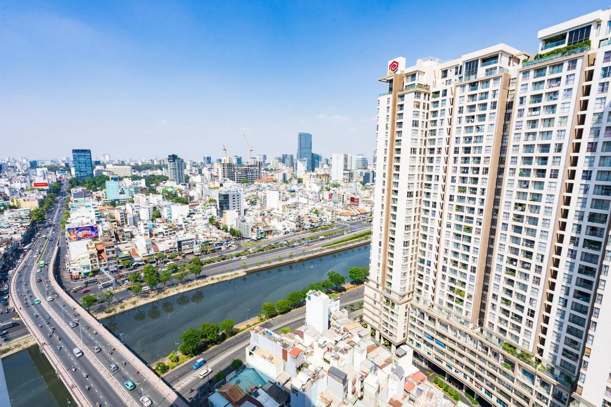 Olala Saigon Apartment - Rivergate Residence ホーチミン市 エクステリア 写真